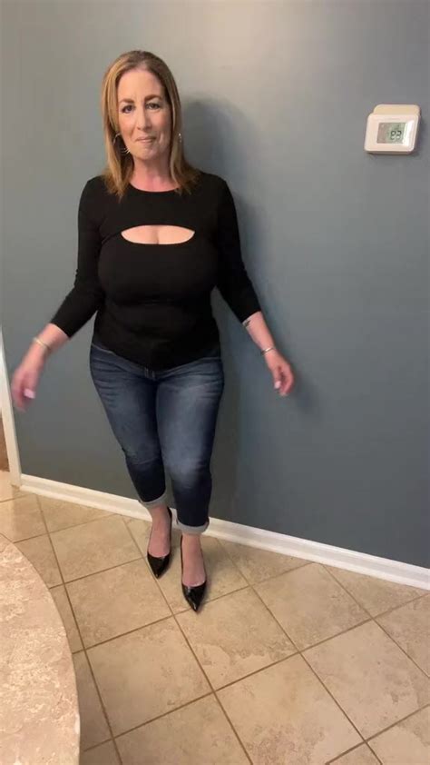 danni jones bbw|Curvy All Natural Milf Danni Jones Gets A Home Visit From